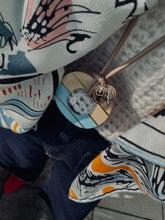 Laden Sie das Bild in den Galerie-Viewer, COCO (light blue with gold) - HORN FACTORY