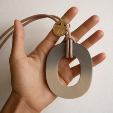 Laden Sie das Bild in den Galerie-Viewer, COCO (taupe)