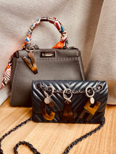 Laden Sie das Bild in den Galerie-Viewer, ABC Letters - HORN FACTORY