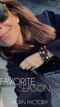 Laden Sie das Bild in den Galerie-Viewer, SAFARI BEADS (navy)
