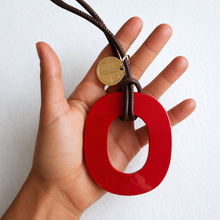 Laden Sie das Bild in den Galerie-Viewer, COCO (rot)
