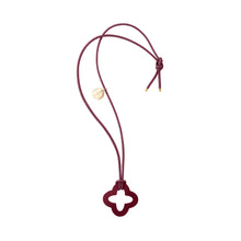 Laden Sie das Bild in den Galerie-Viewer, VICKY KNOT BURGUNDY
